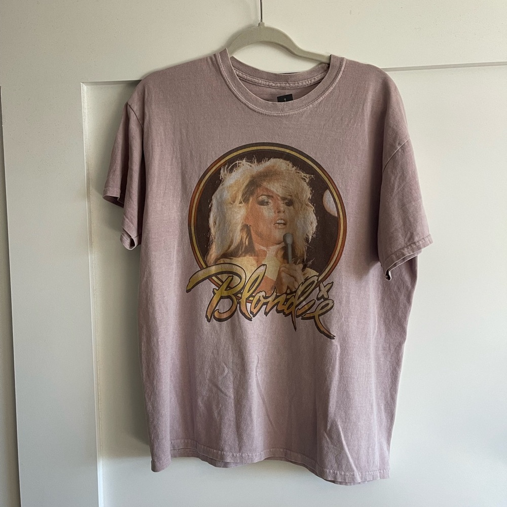 Blondie Graphic T-Shirt in Light Purple